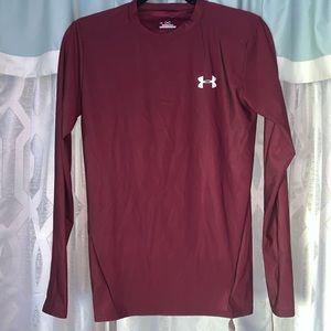 UNDER ARMOR LONG SLEEVE